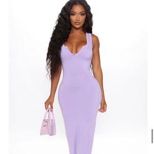 Worn once has fabric softener stain on back.